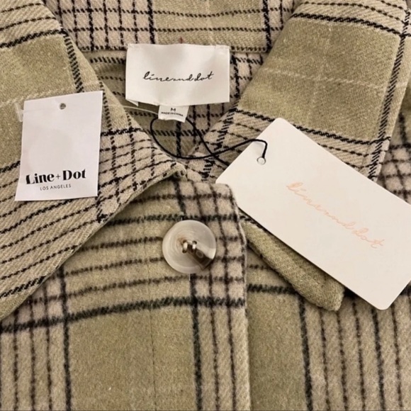 Line & Dot Shacket - Picture 7 of 9